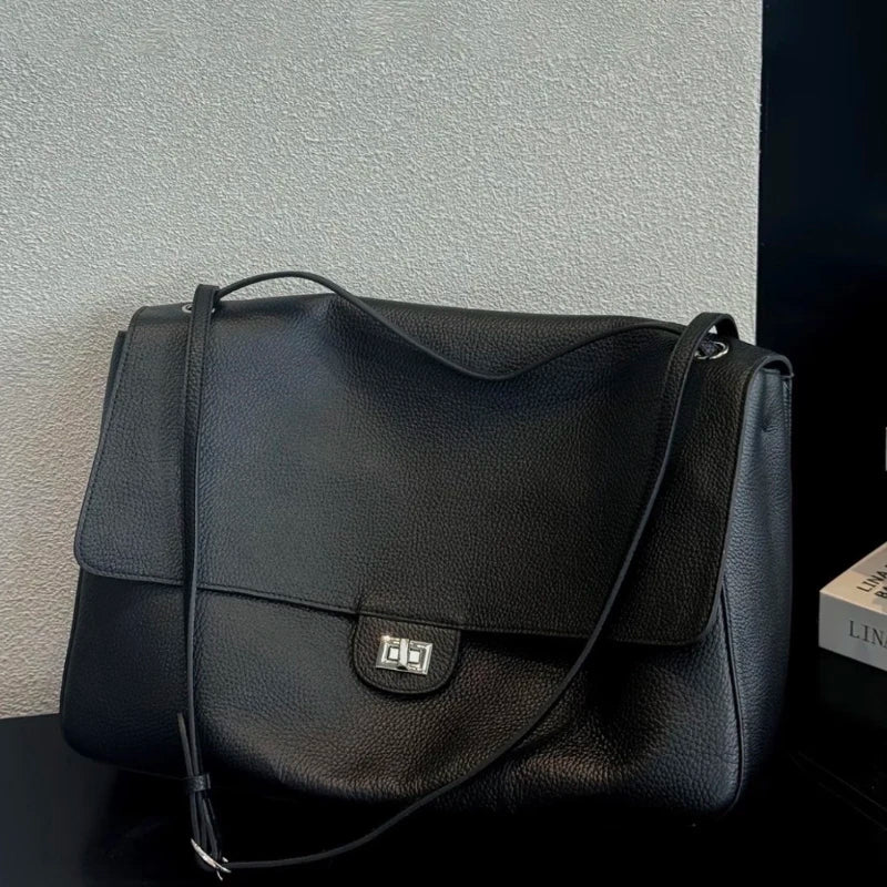 2026 Brand Designer Flap Lock Shoulder Bags Women Genuine Leather Large Capacity Lady Tote Bag INS Fashion Commute Messenger Bag