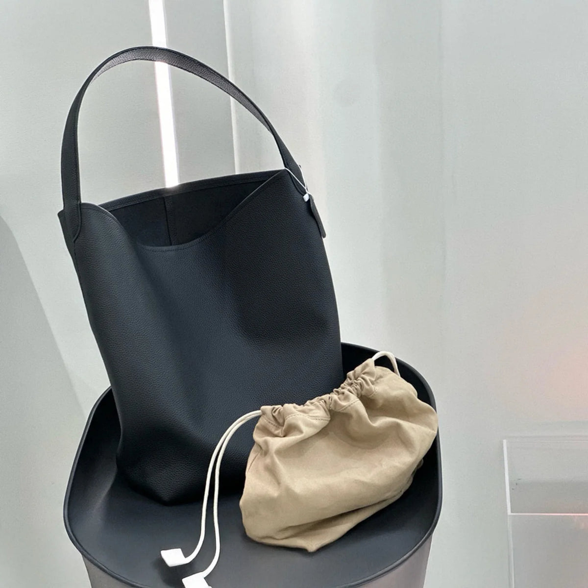 MENDY Bucket Bag Large Women's Bag Tote Bag Shoulder Bag Luxury Designer Genuine Leather Handbag Japanese Popular Bag Soft Row