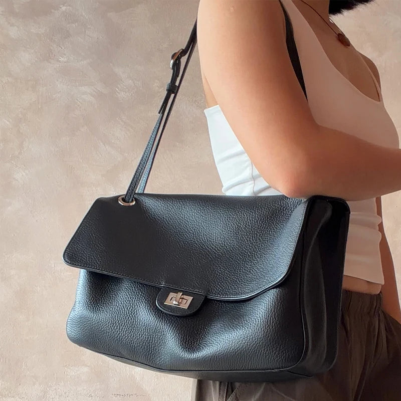 Women's Luxury Leather Handbag Large Capacity Soft Wear-Resistant Trendy Travel Bag High-End Texture Simple Design
